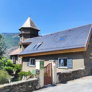 Chateau Du Vigny - Maison D'hotes Saint-Michel-de-Maurienne